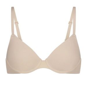 SKIMS Fits Everybody T-Shirt Bra